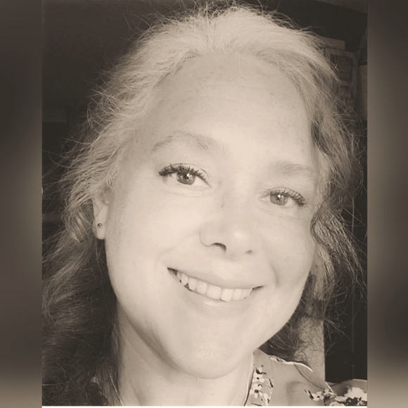 AprilD🦋 - Picture 1 of 1